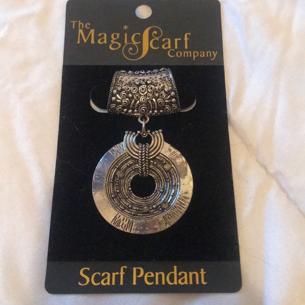 scarf pendant